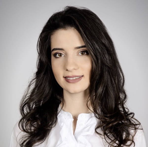 Crina Stratan