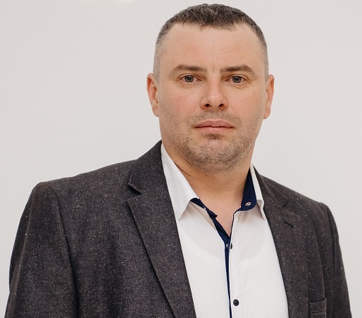Artur RUSSU